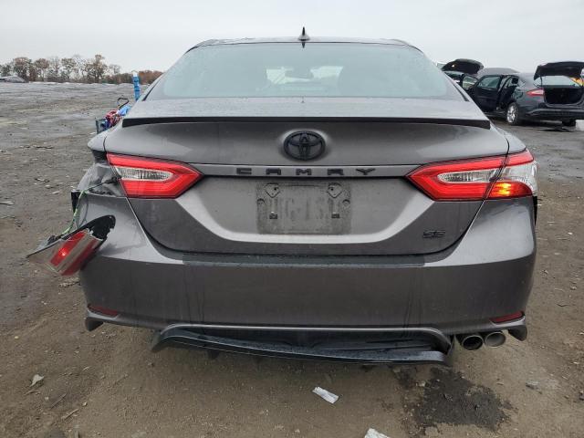 4T1G11AK3LU913328 - 2020 TOYOTA CAMRY SE GRAY photo 6