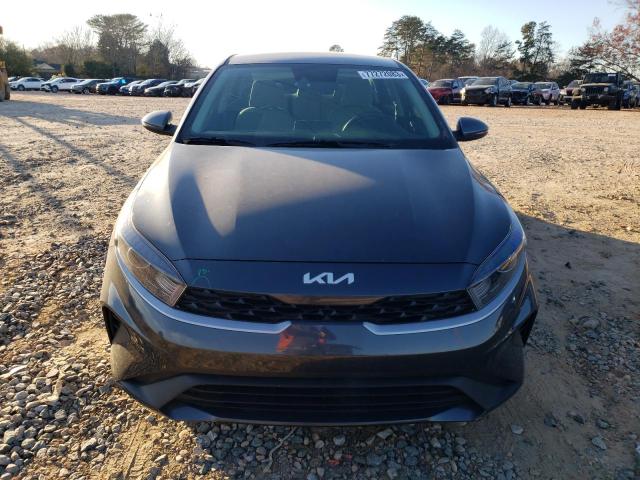 3KPF24AD8PE513155 - 2023 KIA FORTE LX CHARCOAL photo 5