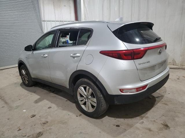 KNDPMCAC8J7393090 - 2018 KIA SPORTAGE LX SILVER photo 2