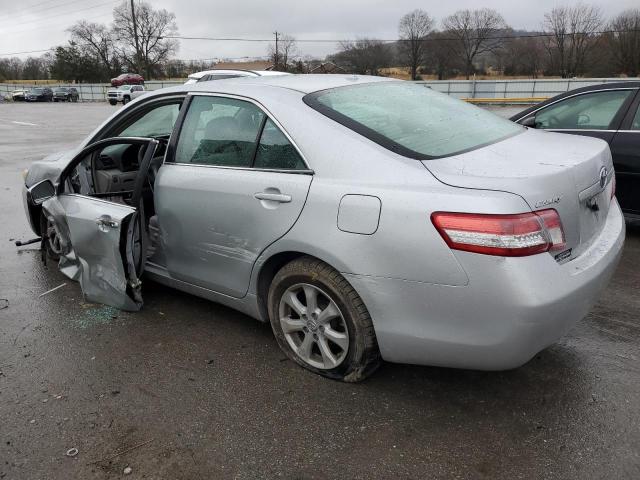 4T1BF3EK9BU696108 - 2011 TOYOTA CAMRY BASE SILVER photo 2