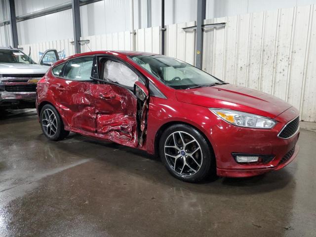 1FADP3K24GL218163 - 2016 FORD FOCUS SE RED photo 4