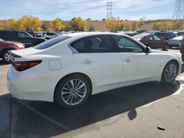 JN1EV7AR6JM433199 - 2018 INFINITI Q50 LUXE WHITE photo 3