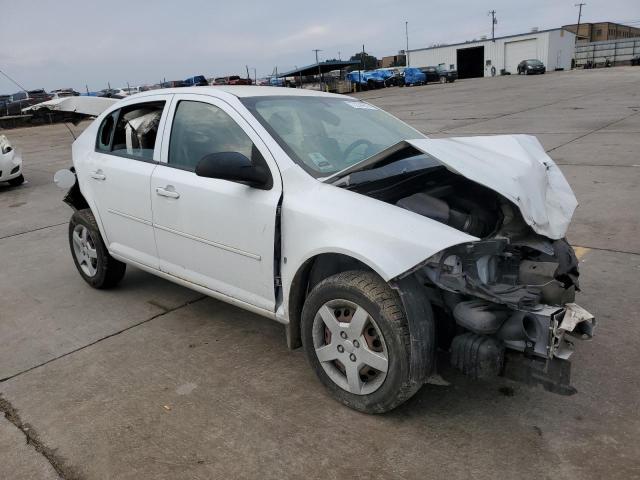 1G1AK58F287322462 - 2008 CHEVROLET COBALT LS WHITE photo 4