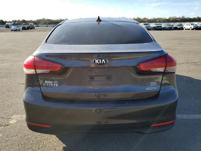 3KPFK4A72HE156955 - 2017 KIA FORTE LX BROWN photo 6