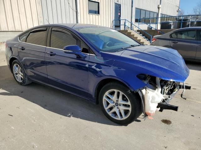 1FA6P0H72G5133854 - 2016 FORD FUSION SE BLUE photo 4