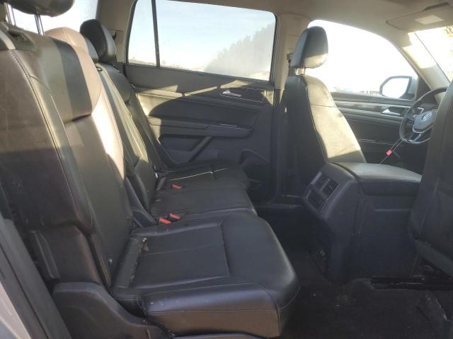 1V2ER2CA8JC518450 - 2018 VOLKSWAGEN ATLAS SEL SILVER photo 11