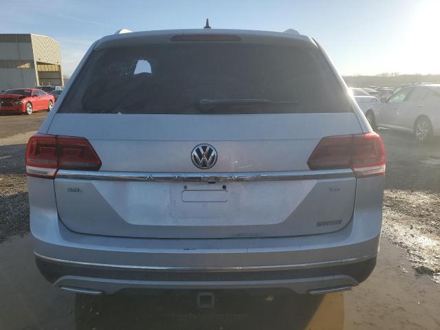 1V2ER2CA8JC518450 - 2018 VOLKSWAGEN ATLAS SEL SILVER photo 6