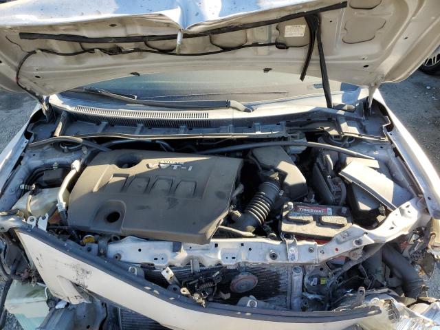 1NXBU4EE8AZ212319 - 2010 TOYOTA COROLLA BASE SILVER photo 11