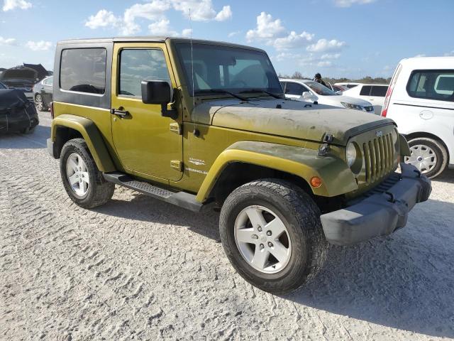 1J4FA541X7L215413 - 2007 JEEP WRANGLER SAHARA GREEN photo 4