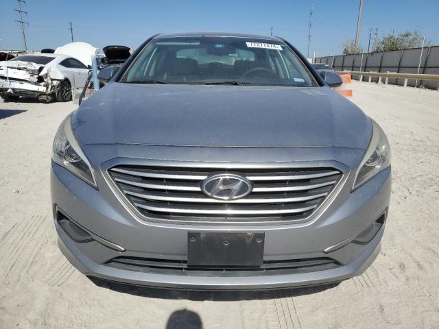 5NPE24AF9GH328959 - 2016 HYUNDAI SONATA SE SILVER photo 5