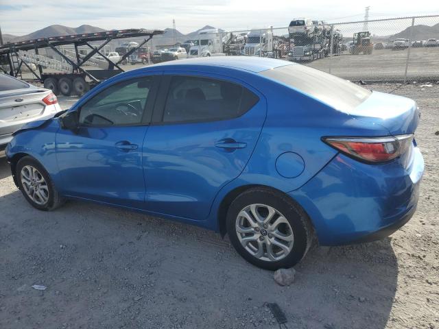 3MYDLBYV4JY330642 - 2018 TOYOTA YARIS IA BLUE photo 2