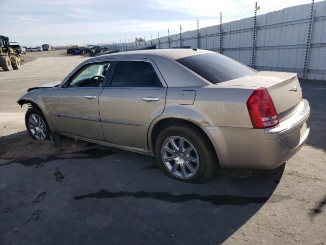 2C3KA63TX9H601296 - 2009 CHRYSLER 300C TAN photo 2