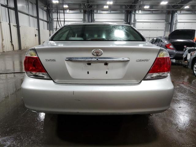 4T1BE32K65U073041 - 2005 TOYOTA CAMRY LE SILVER photo 6