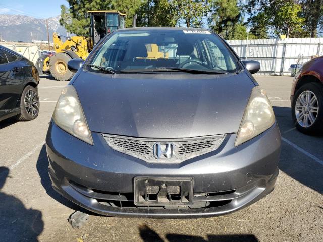 JHMGE8H3XCC023896 - 2012 HONDA FIT GRAY photo 5