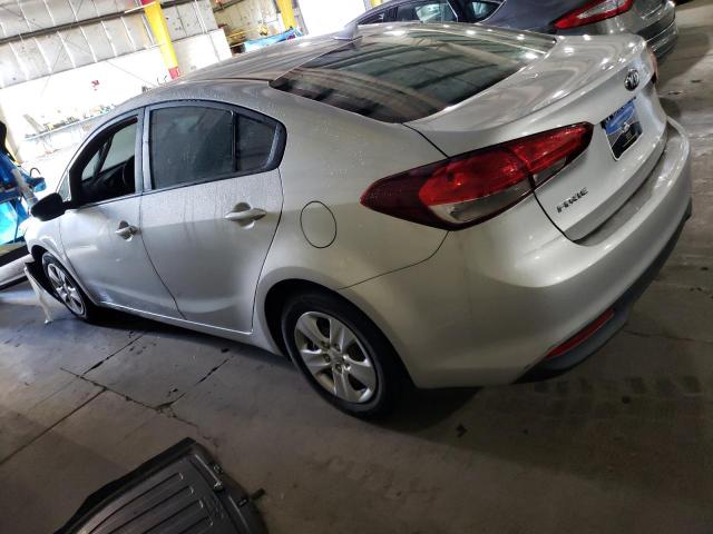 3KPFK4A70HE039231 - 2017 KIA FORTE LX SILVER photo 2