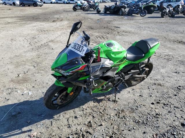 ML5EXER13PDAA4694 - 2023 KAWASAKI EX650 R GREEN photo 2