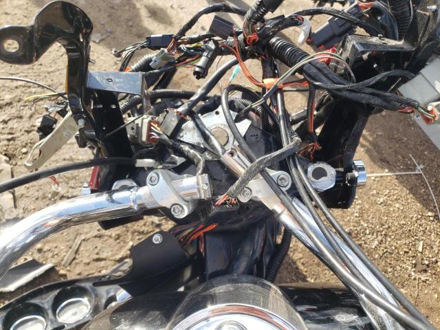 1HD1FCW196Y623971 - 2006 HARLEY-DAVIDSON FLHTCUI 黑色 照片 8