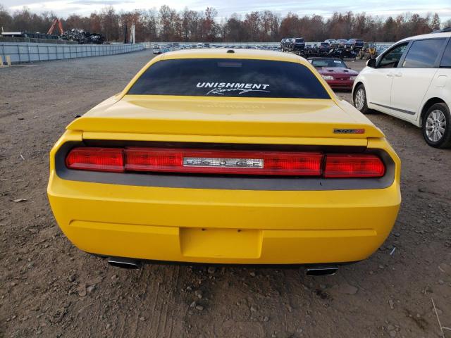 2C3CDYCJ0CH204368 - 2012 DODGE CHALLENGER SRT-8 YELLOW photo 6