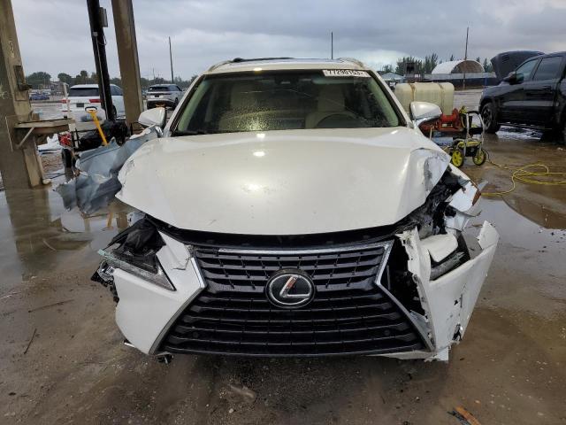 JTJYARBZ7K2120334 - 2019 LEXUS NX 300 BASE WHITE photo 5