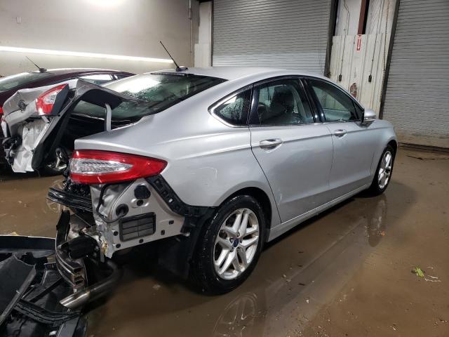 3FA6P0HD4FR139088 - 2015 FORD FUSION SE SILVER photo 3