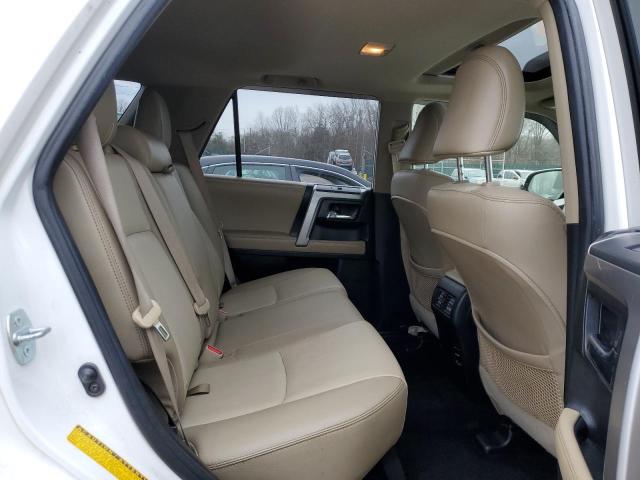 JTEBU5JR7G5382642 - 2016 TOYOTA 4RUNNER SR5/SR5 PREMIUM 白色 照片 10