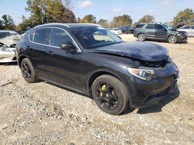 ZASFAKBN5J7C28538 - 2018 ALFA ROMEO STELVIO TI BLACK photo 4