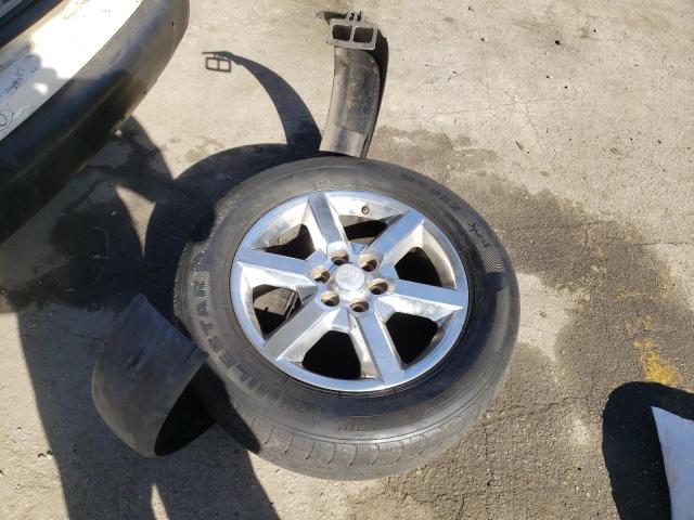 5GZEV33728J165392 - 2008 SATURN OUTLOOK XR WHITE photo 13