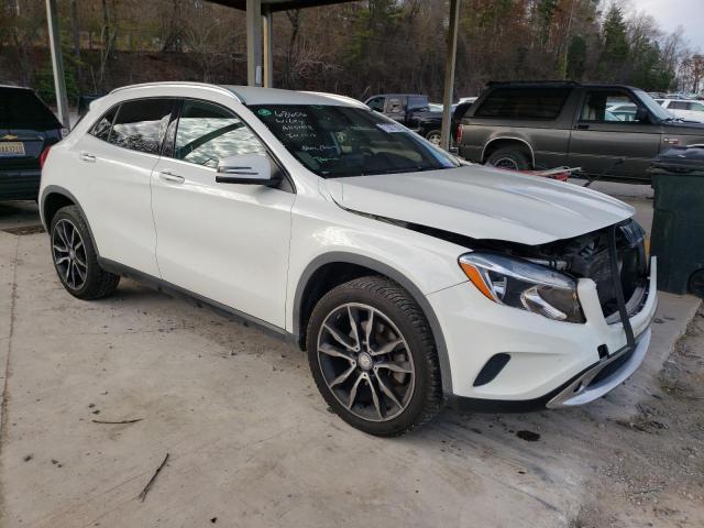 WDCTG4EB4GJ214417 - 2016 MERCEDES-BENZ GLA 250 WHITE photo 4