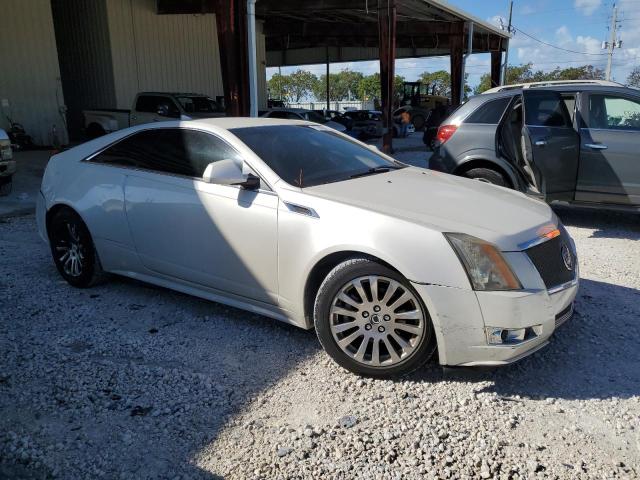 1G6DK1ED7B0124611 - 2011 CADILLAC CTS PERFORMANCE COLLECTION WHITE photo 4