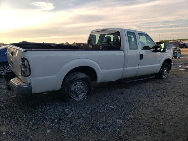 1FT7X2A63CEA32179 - 2012 FORD F250 SUPER DUTY WHITE photo 3