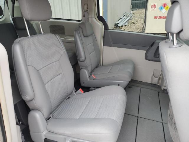 2A4RR5DX6AR394073 - 2010 CHRYSLER TOWN & COU TOURING WHITE photo 11