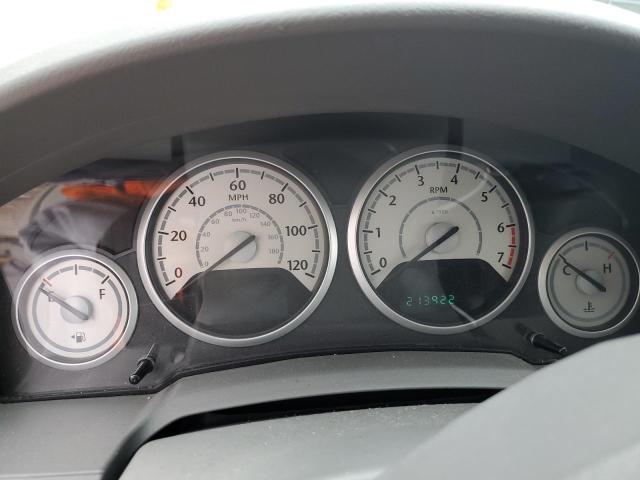 2A4RR5DX6AR394073 - 2010 CHRYSLER TOWN & COU TOURING WHITE photo 9