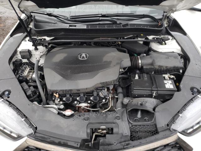 19UUB3F63JA802354 - 2018 ACURA TLX TECH+A WHITE photo 11