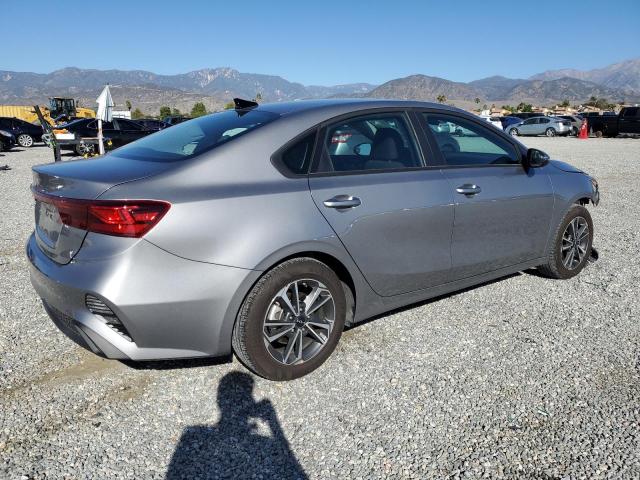 3KPF24AD2PE672026 - 2023 KIA FORTE LX GRAY photo 3