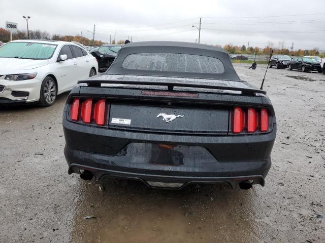 1FATP8UH1G5256030 - 2016 FORD MUSTANG BLACK photo 6