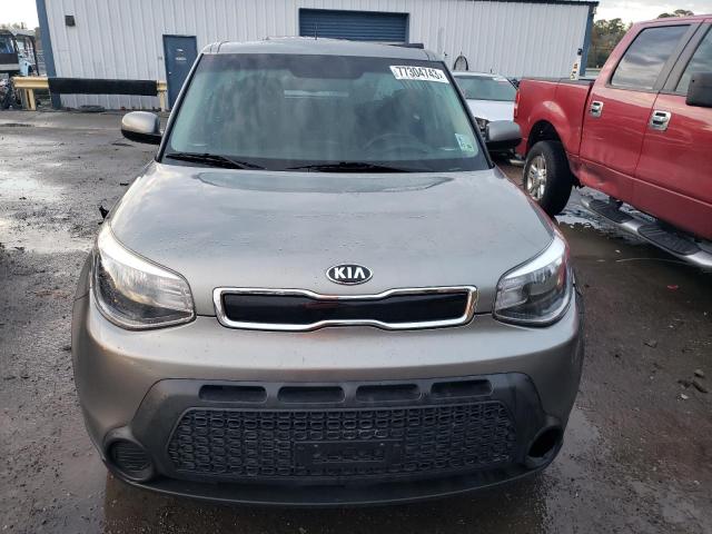 KNDJP3A59F7155657 - 2015 KIA SOUL + GRAY photo 5