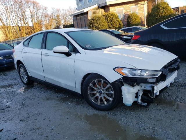 3FA6P0G75GR159444 - 2016 FORD FUSION S WHITE photo 4