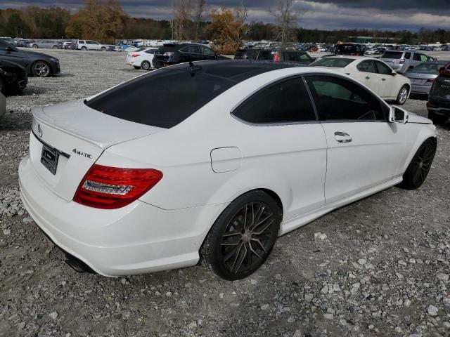 WDDGJ8JB2EG192746 - 2014 MERCEDES-BENZ C 350 4MATIC WHITE photo 3