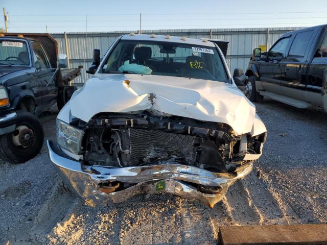 3C7WRSCL3FG535672 - 2015 RAM 3500 WHITE photo 5