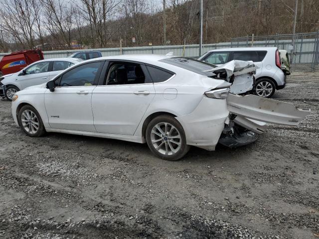 3FA6P0LUXKR180844 - 2019 FORD FUSION SE WHITE photo 2