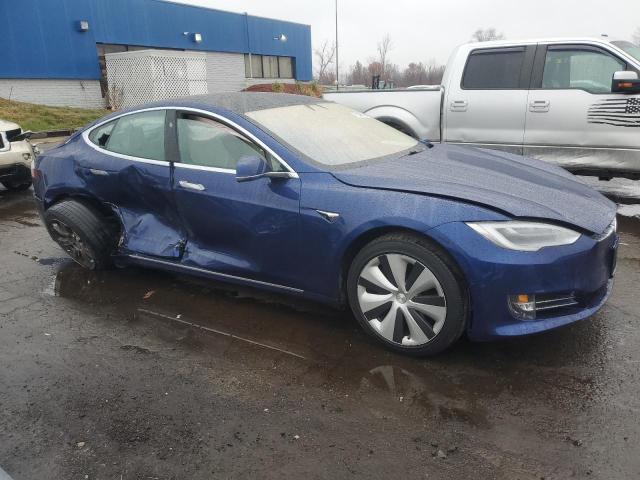 5YJSA1E24LF411199 - 2020 TESLA MODEL S BLUE photo 4