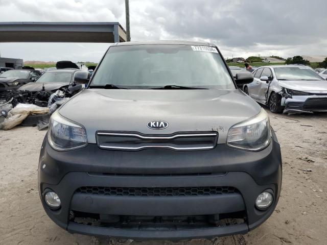 KNDJP3A55H7429262 - 2017 KIA SOUL + GREEN photo 5