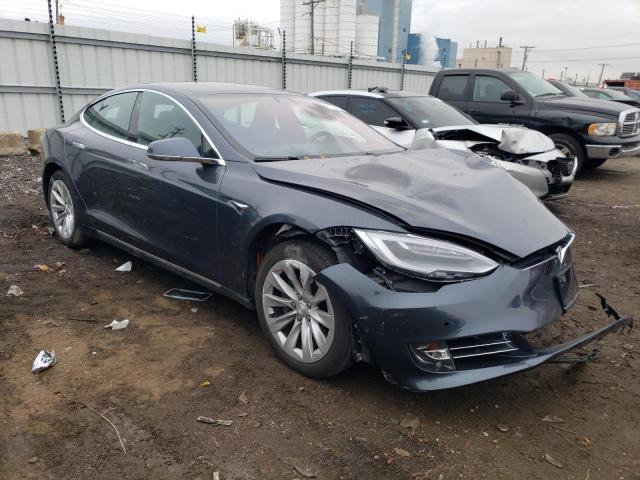 5YJSA1E2XJF281023 - 2018 TESLA MODEL S შავი ფოტო 4