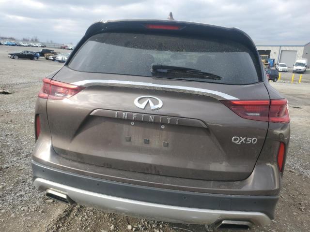 3PCAJ5M13KF104147 - 2019 INFINITI QX50 ESSENTIAL TAN photo 6