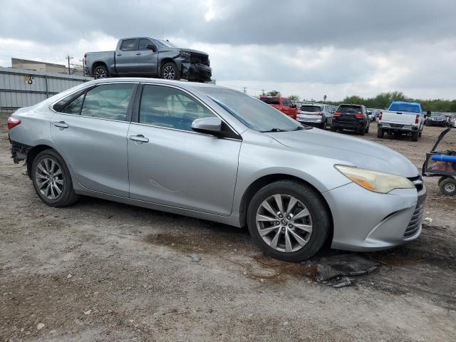 4T1BF1FK5FU931144 - 2015 TOYOTA CAMRY LE SILVER photo 4