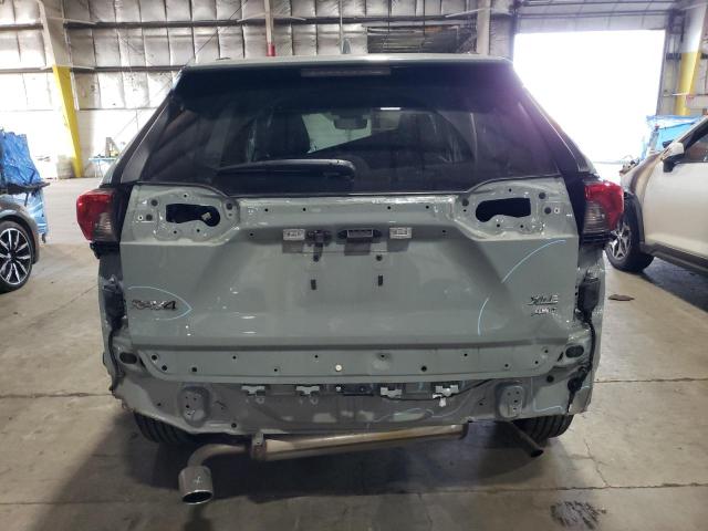 2T3P1RFV9NW255705 - 2022 TOYOTA RAV4 XLE GRAY photo 6