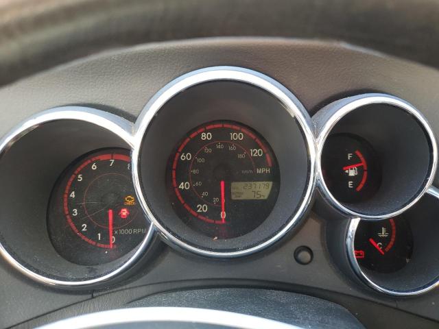 2T1KR32E24C226013 - 2004 TOYOTA COROLLA MA XR SILVER photo 9