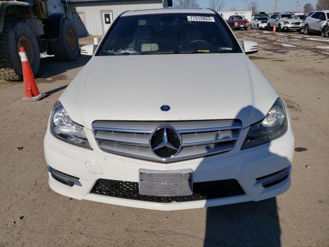 WDDGF4HB9CR211911 - 2012 MERCEDES-BENZ C 250 WHITE photo 5