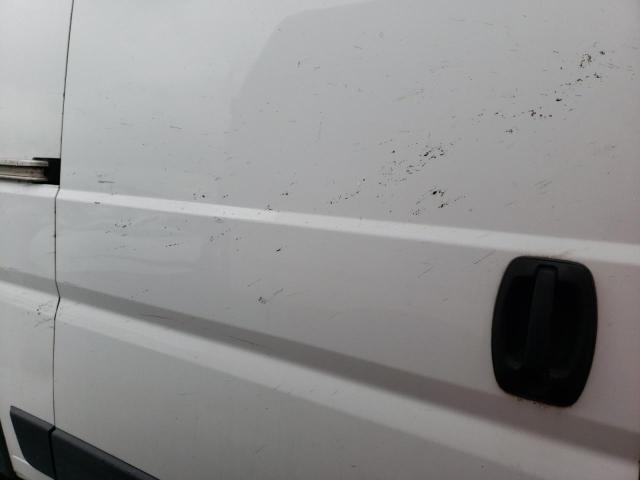 3C6TRVCG0JE113018 - 2018 RAM PROMASTER 2500 HIGH თეთრი ფოტო 11