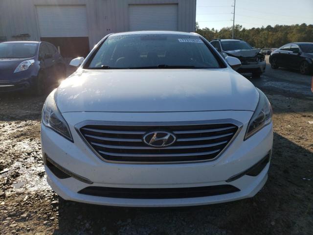 5NPE24AF6FH139202 - 2015 HYUNDAI SONATA SE WHITE photo 5